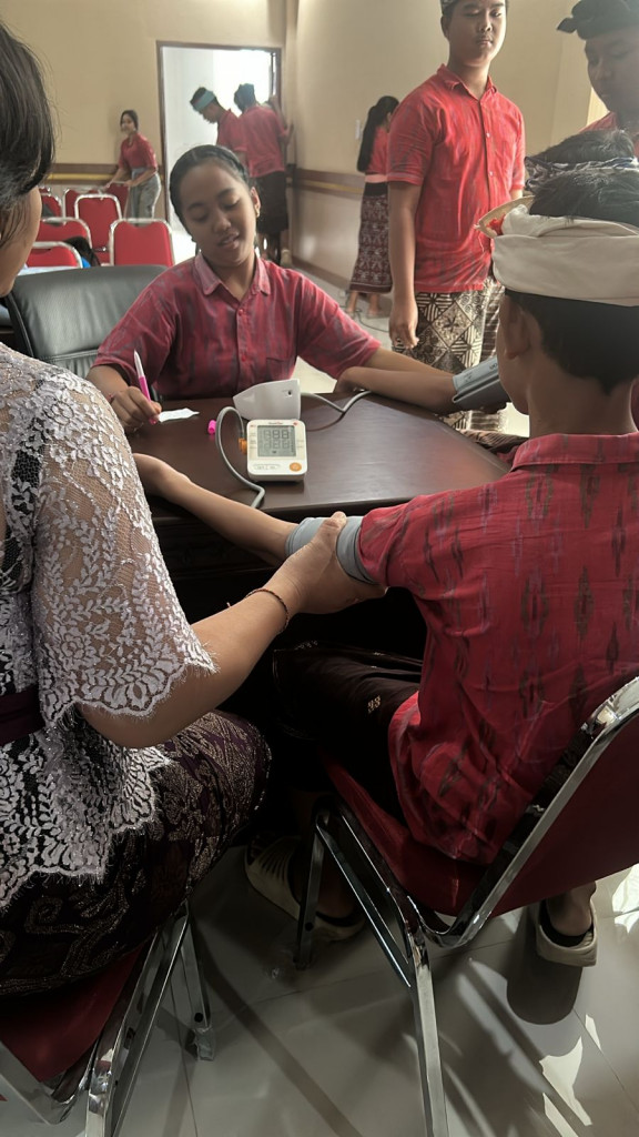 Berlangsung Pembinaan dan kegiatan Posyandu Remaja